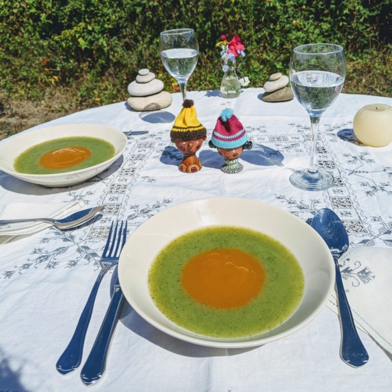 cena paleo keto low carb para enamorar primer plato crema de calabaza y calabacín