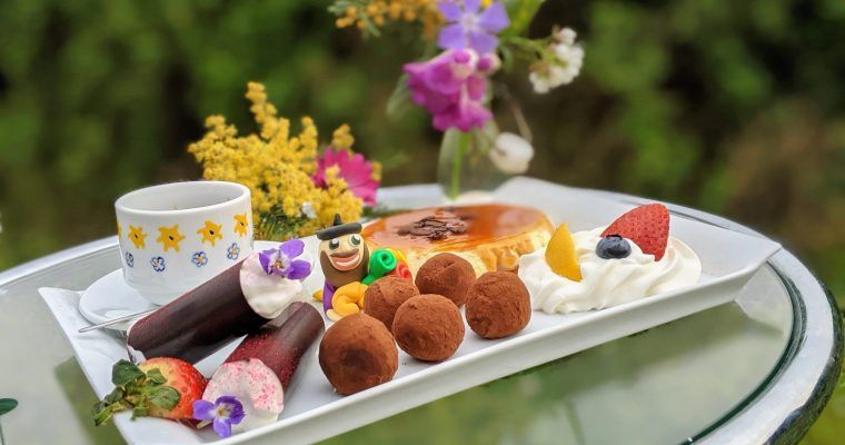 cafe gourmand keto chantilly flan sin azucar canutillos de chocolate 100 con nata trufas