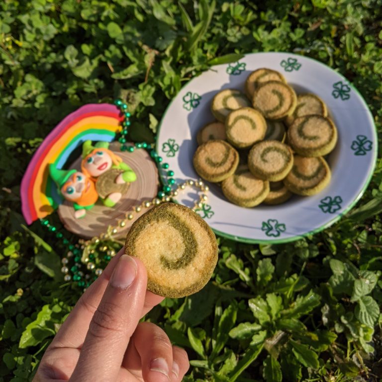 galletas paleo keto sin azucar sin gluten de lima y moringa duendecillos de la suerte moneda